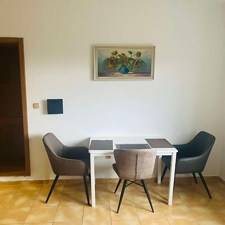 Apartman U Slunecnice Husinetz Dış mekan fotoğraf